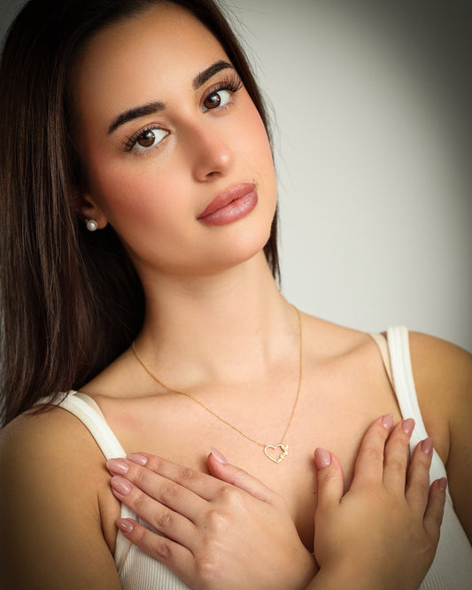 Eterna 18K Gold Pendant Necklace